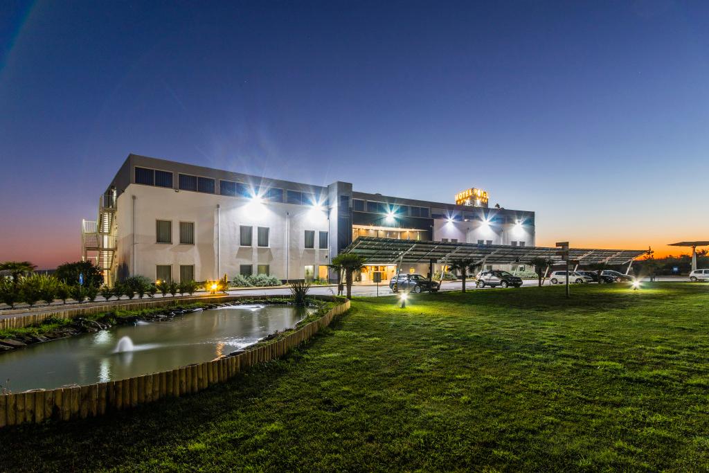 hotel image 14