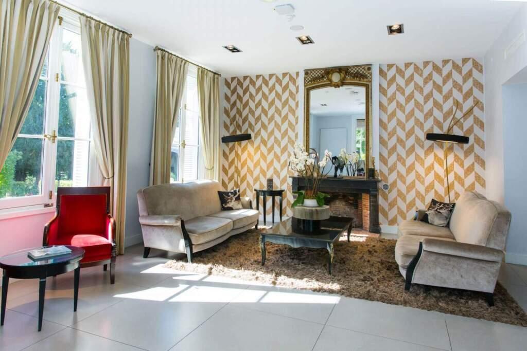 hotel image 13