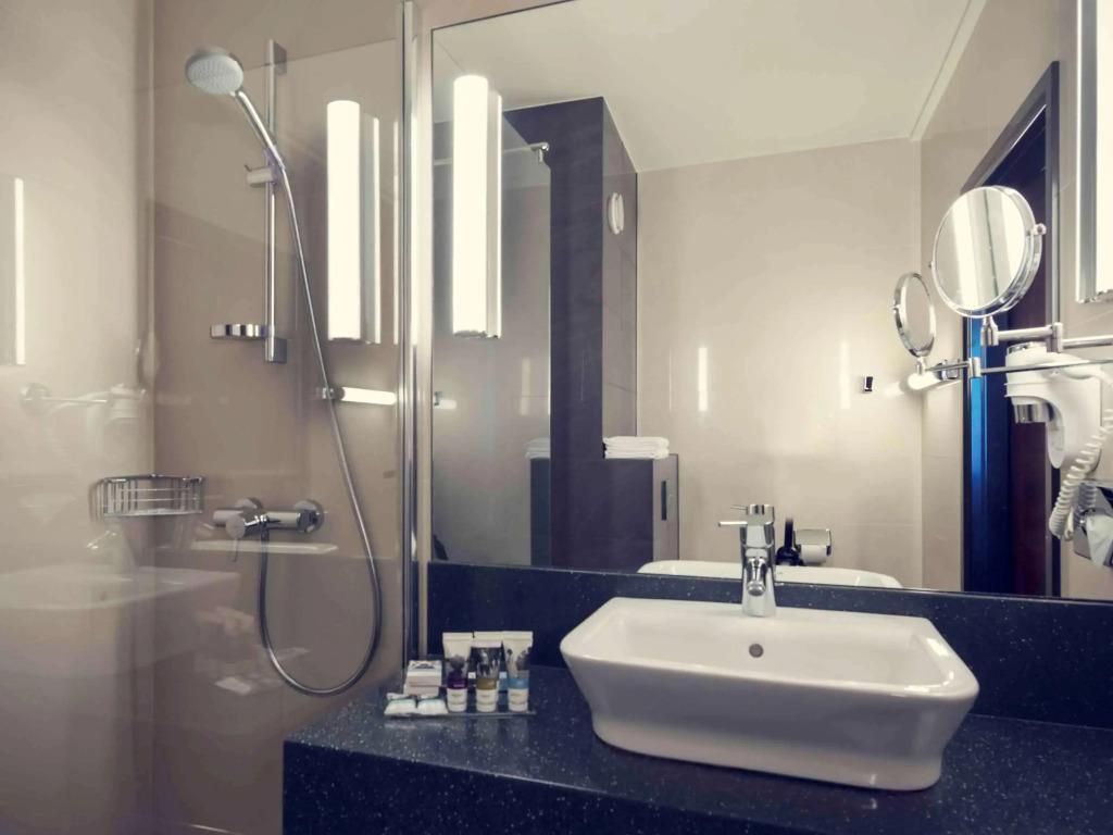 hotel image 16