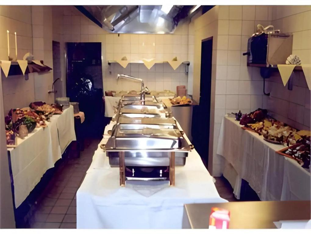 hotel image 13
