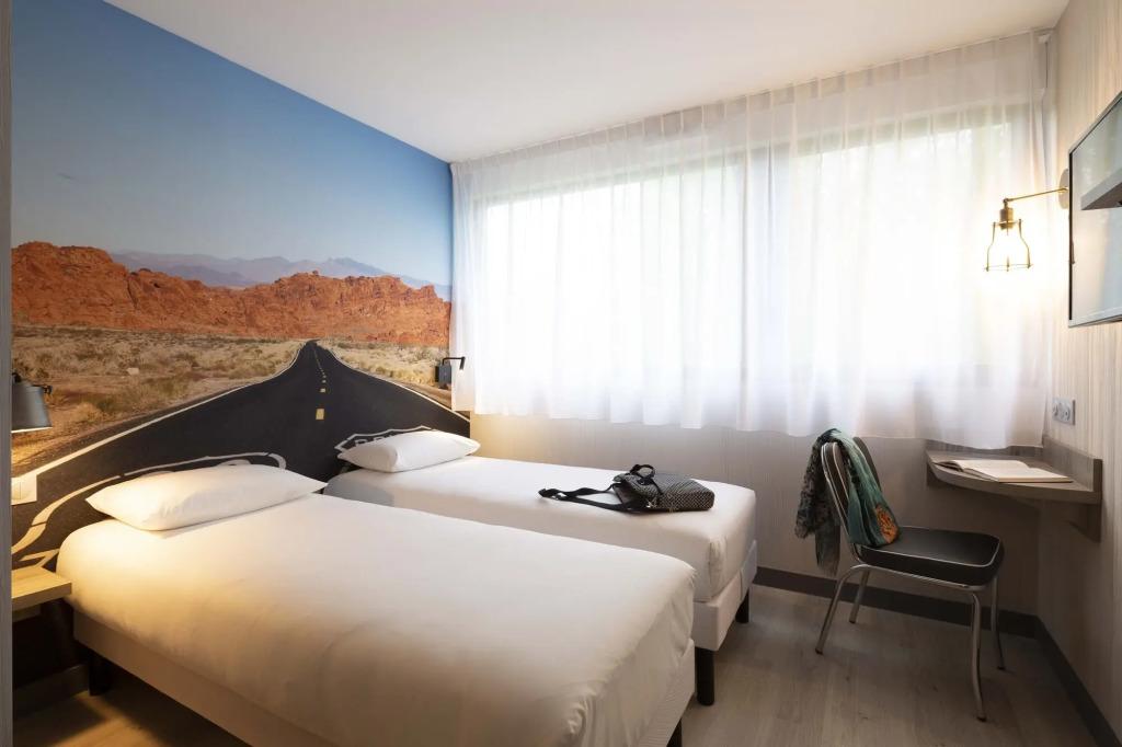 hotel image 10
