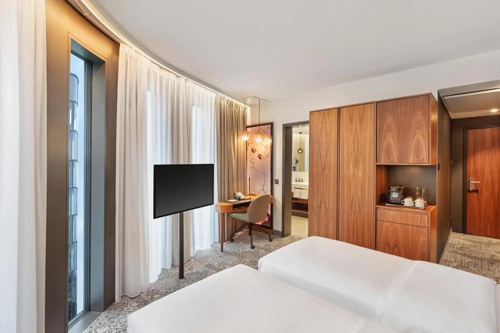 hotel image 9