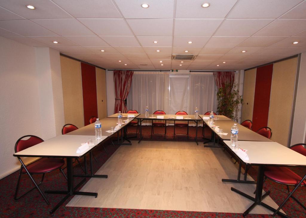 hotel image 13