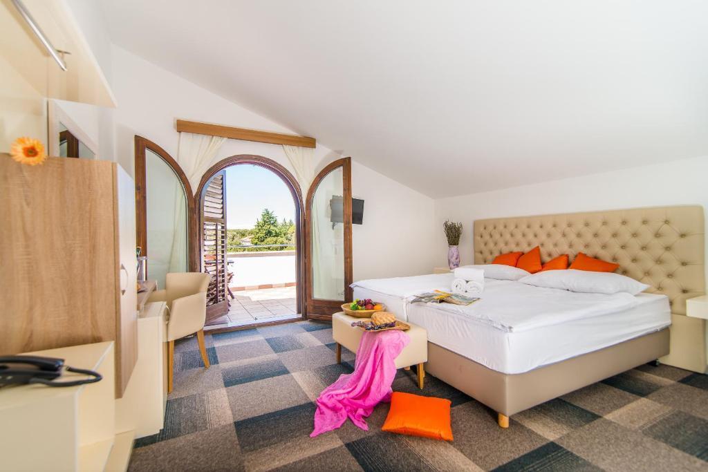 hotel image 7