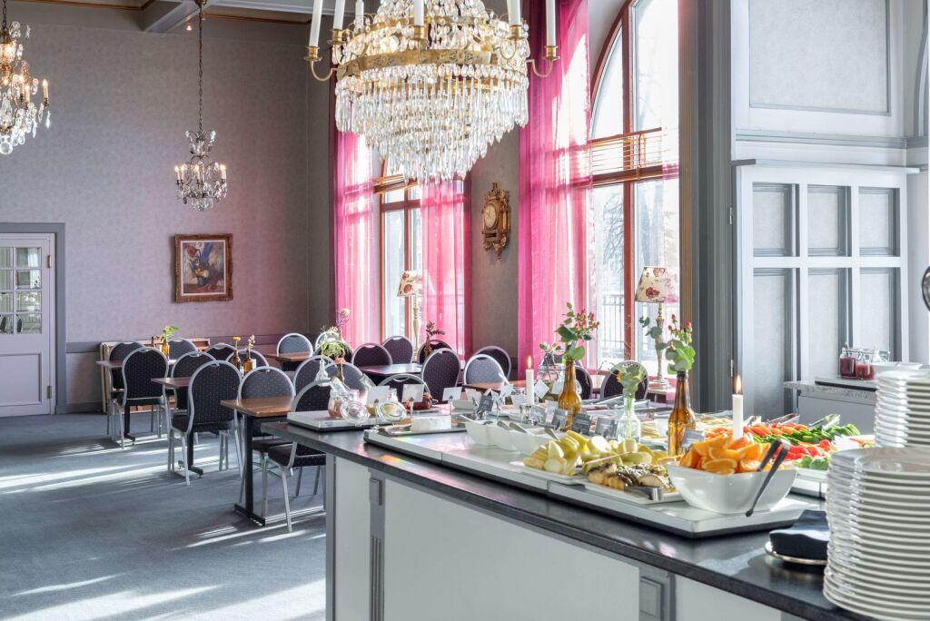 hotel image 12
