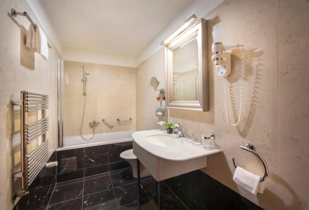 hotel image 24