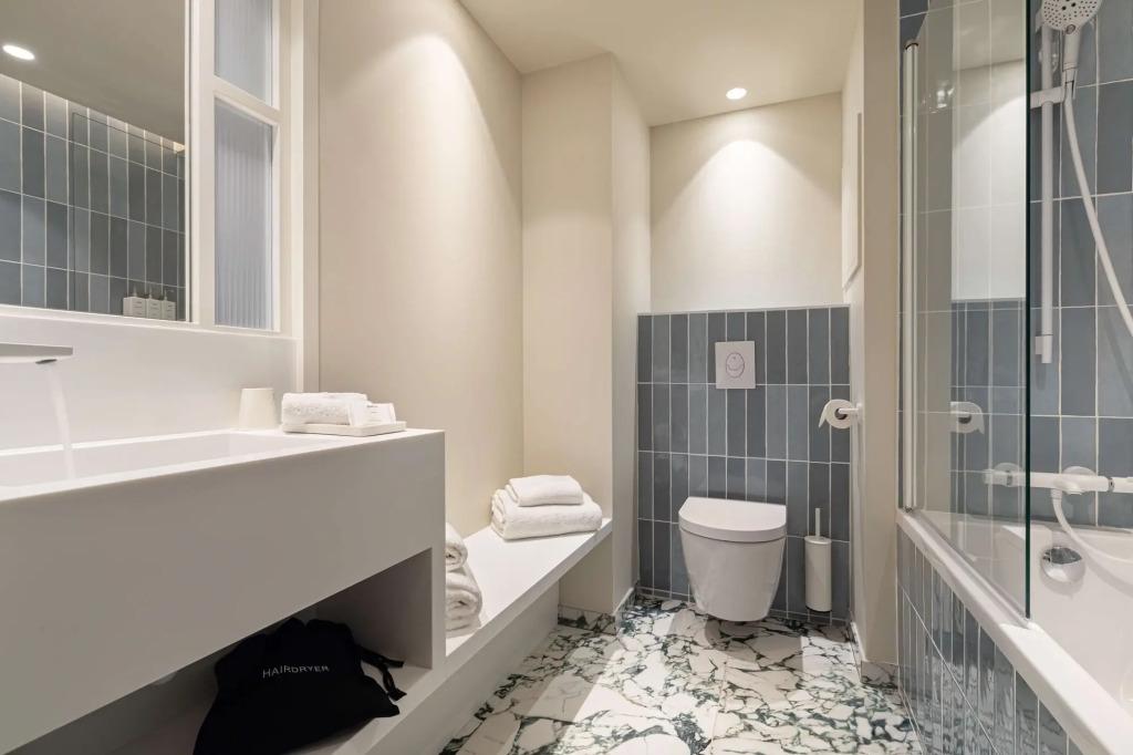hotel image 47