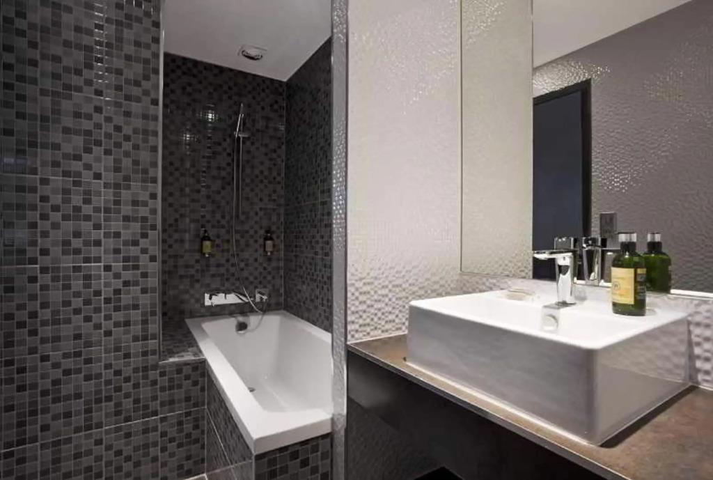 hotel image 32