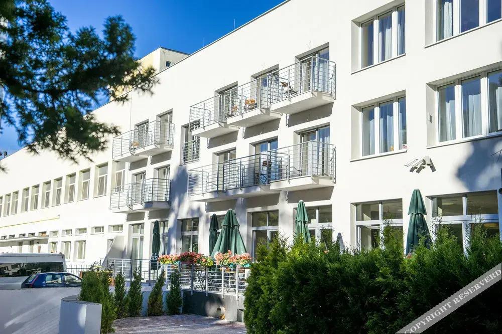 hotel image 9