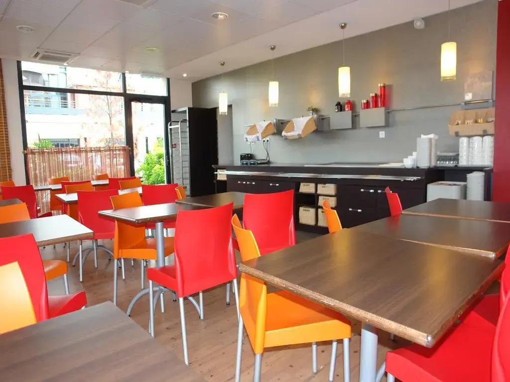 hotel image 12