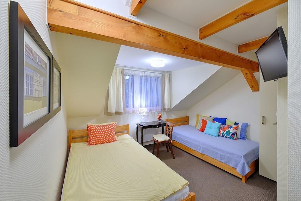 hotel image 13