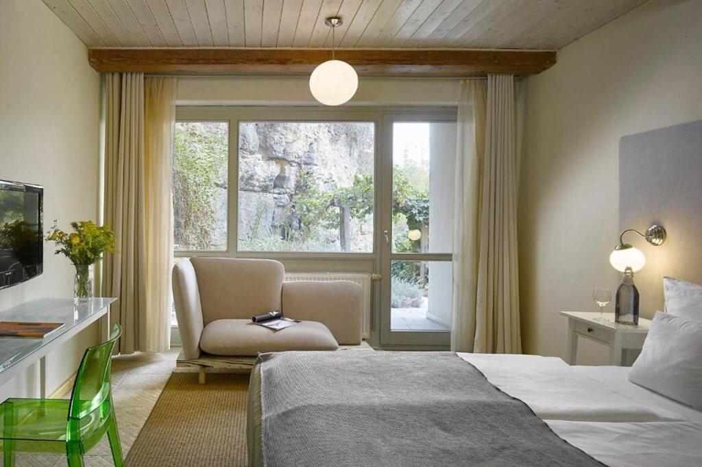 hotel image 11