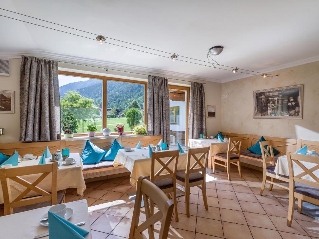 hotel image 11