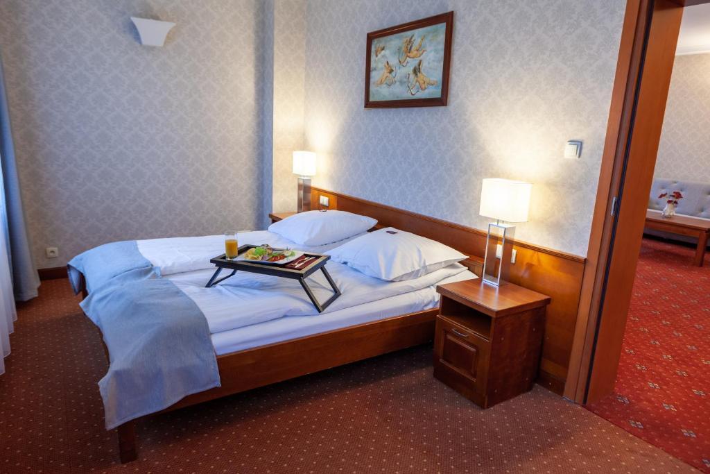 hotel image 9
