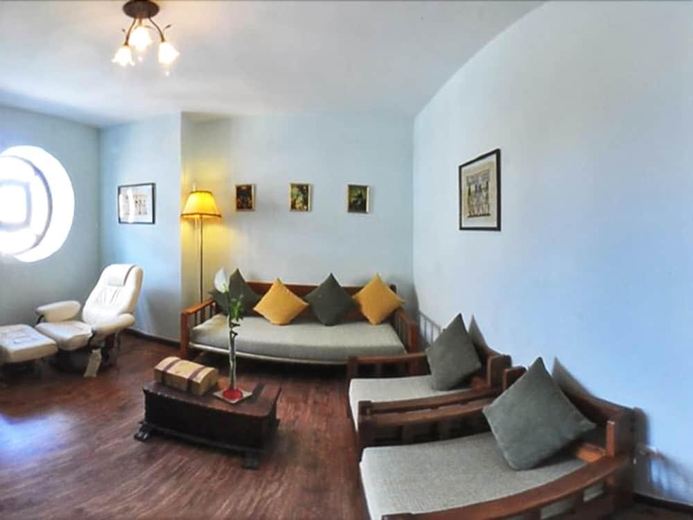 hotel image 11
