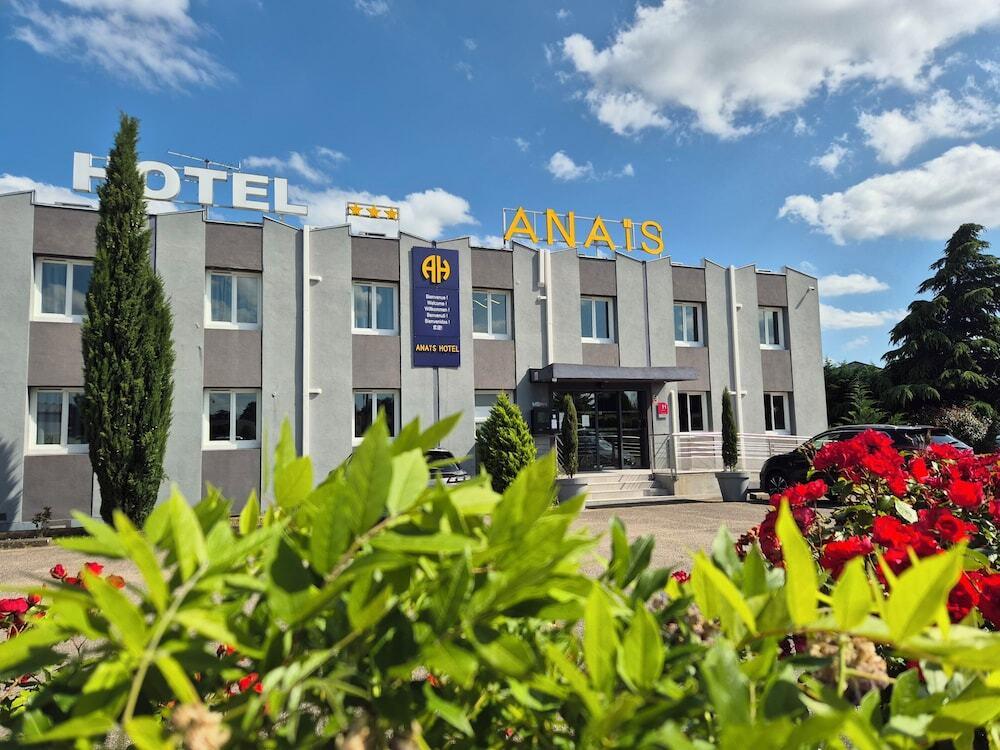 hotel image 8