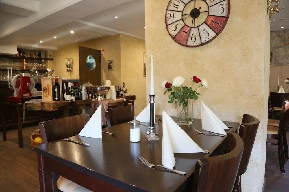 hotel image 16