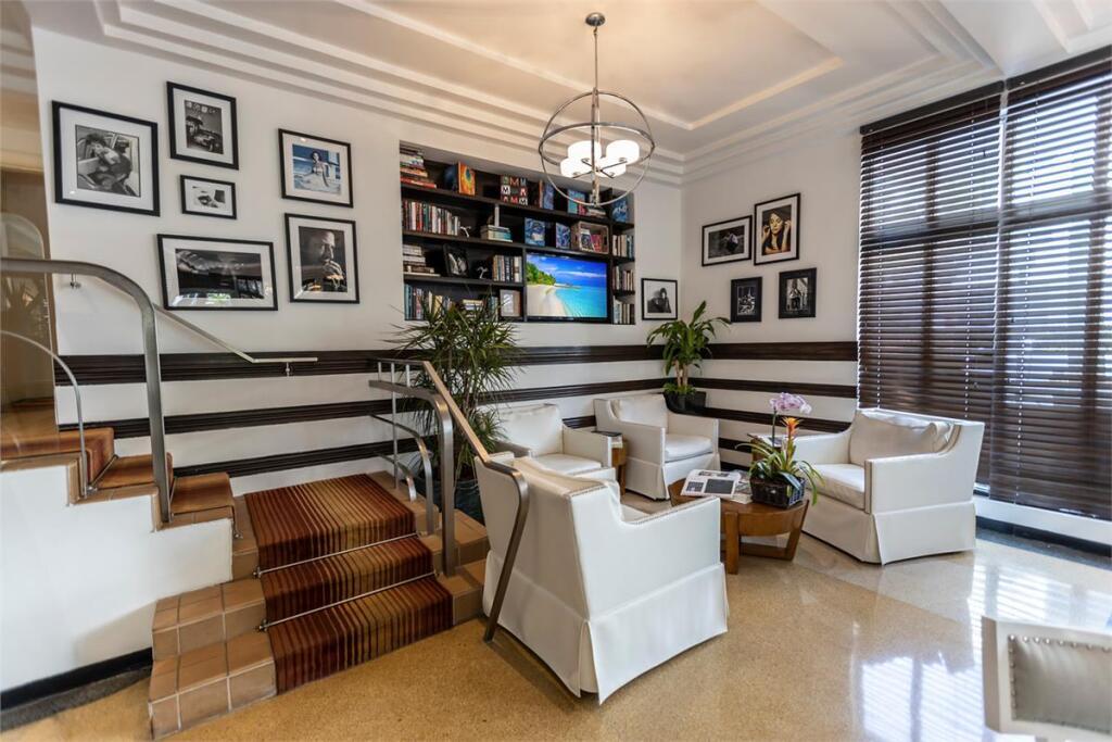 hotel image 16