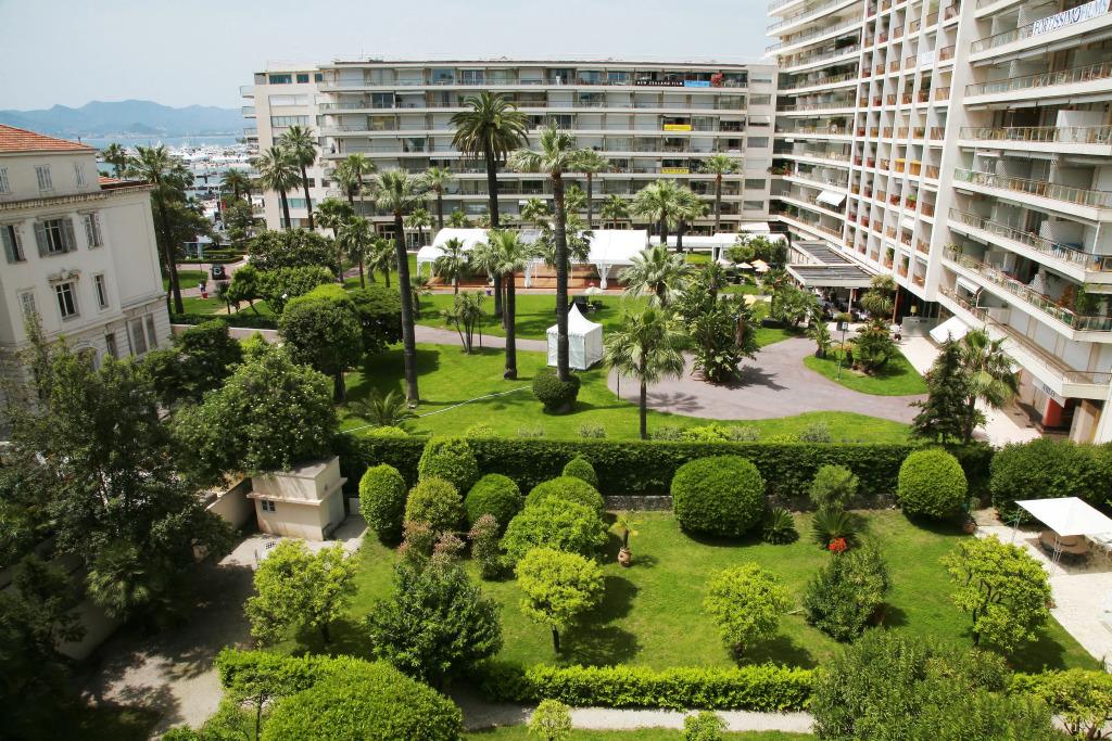 hotel image 16