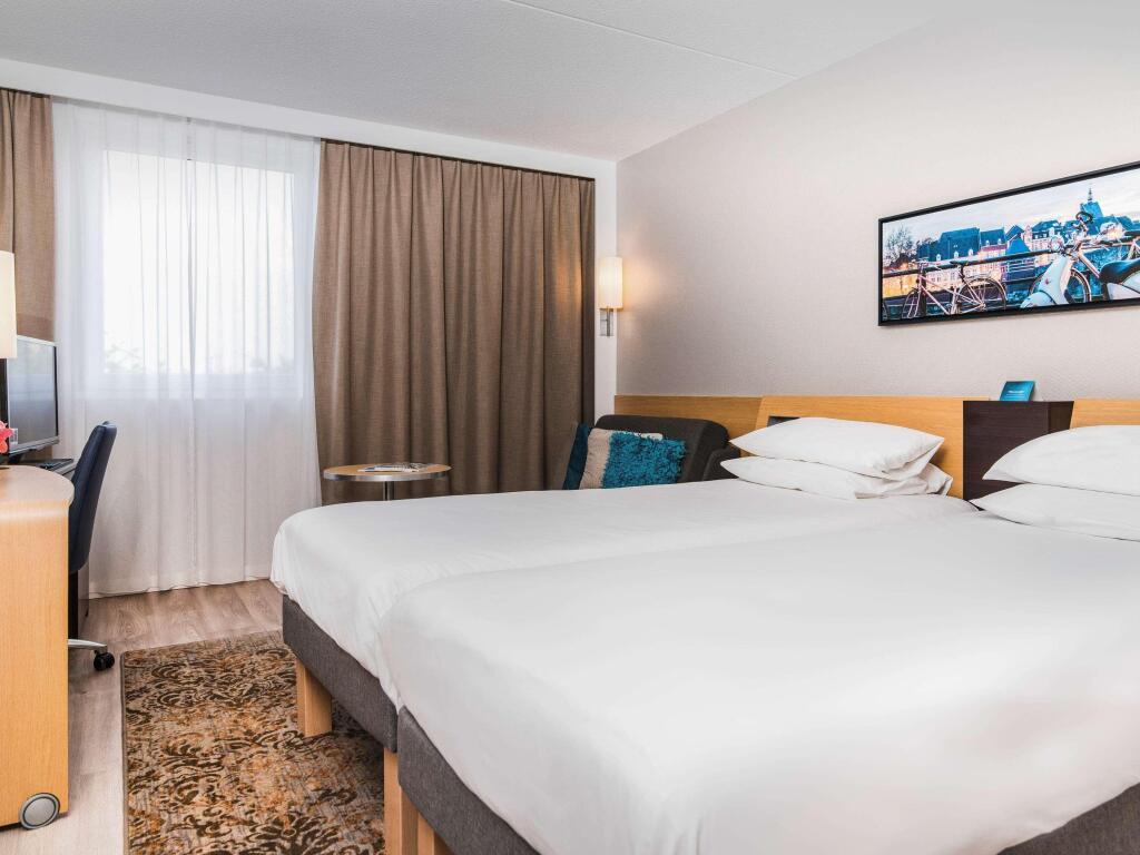 hotel image 39