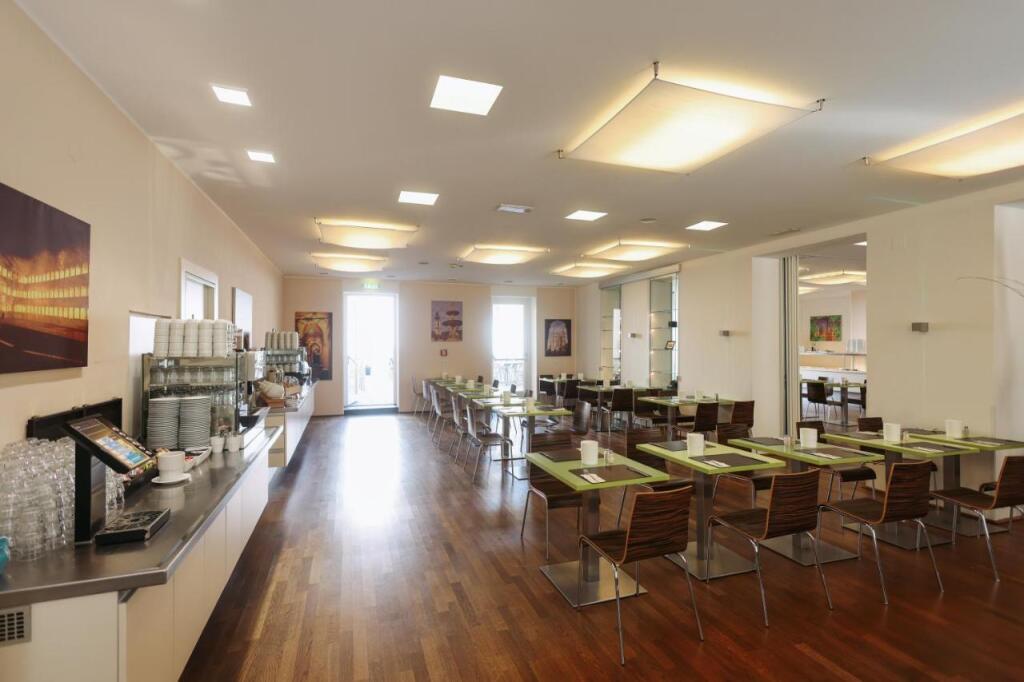 hotel image 15