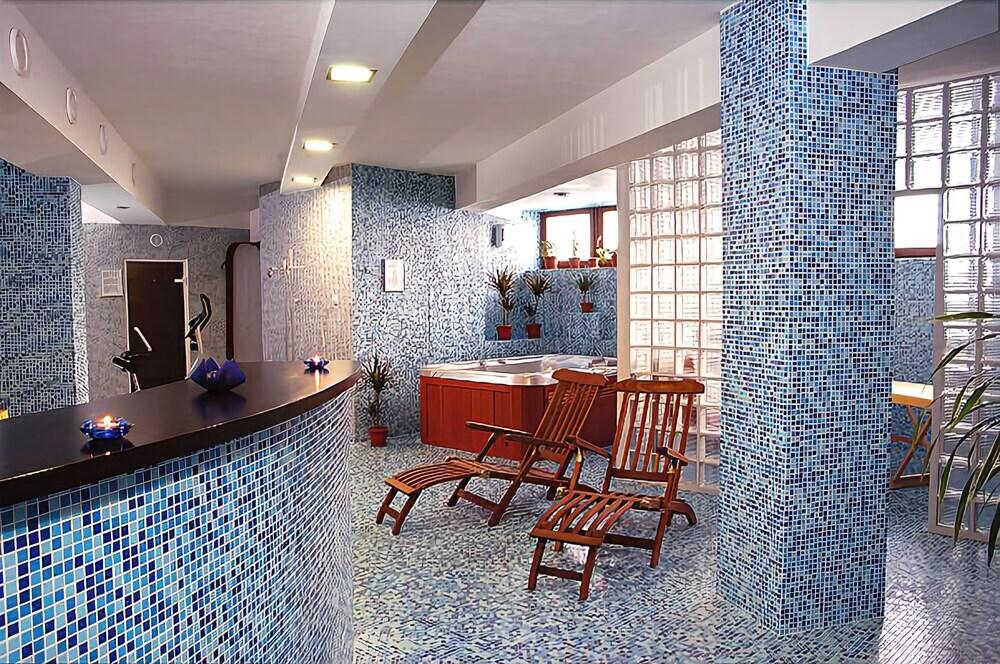 hotel image 8
