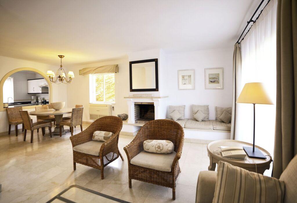 hotel image 12