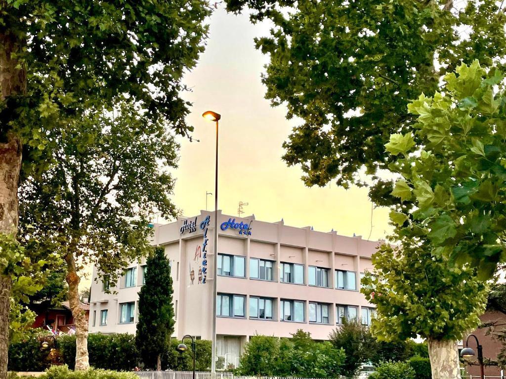 hotel image 28