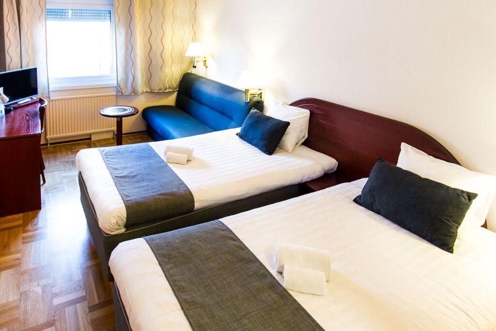 hotel image 11