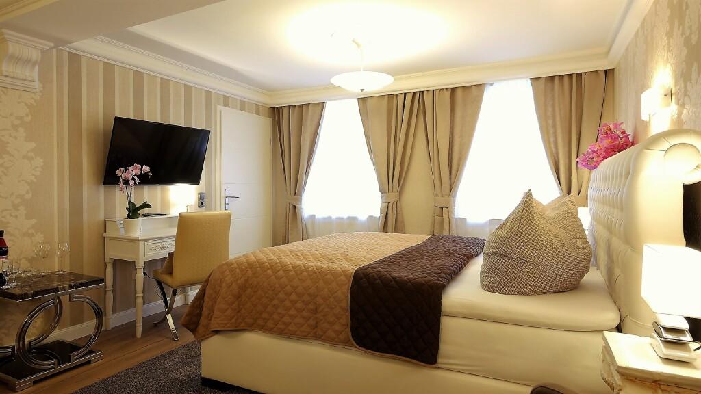 hotel image 16
