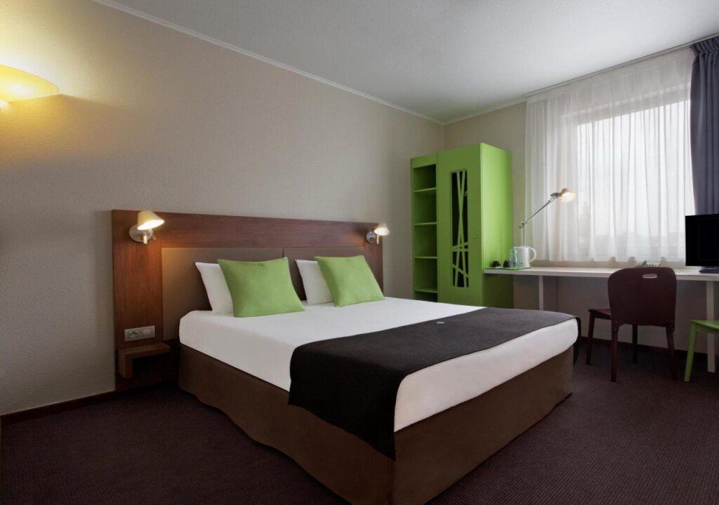hotel image 13