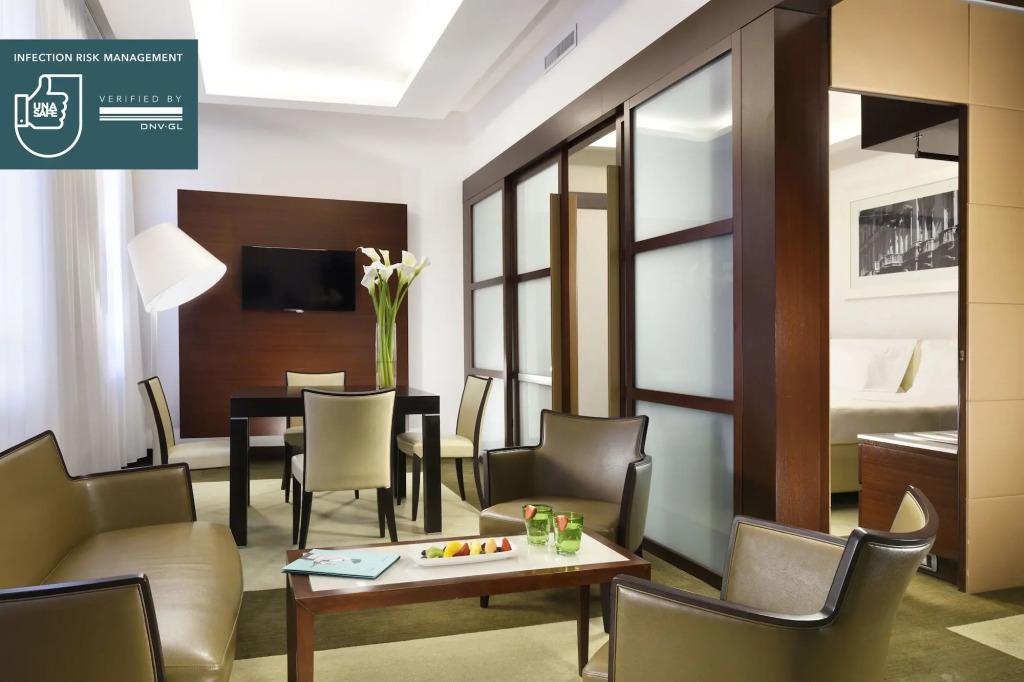 hotel image 10