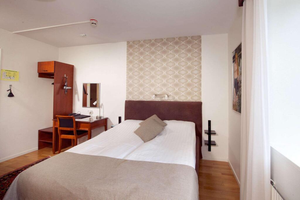 hotel image 16