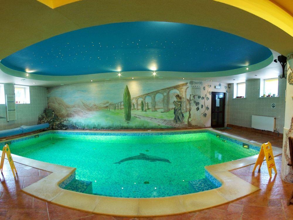 hotel image 16