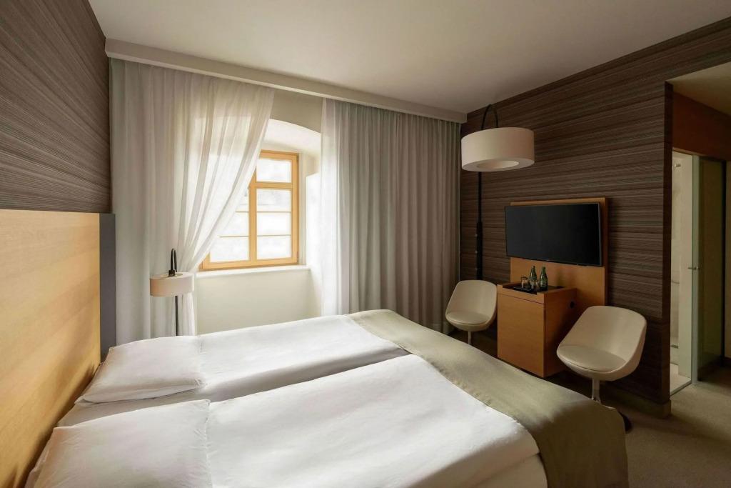 hotel image 13