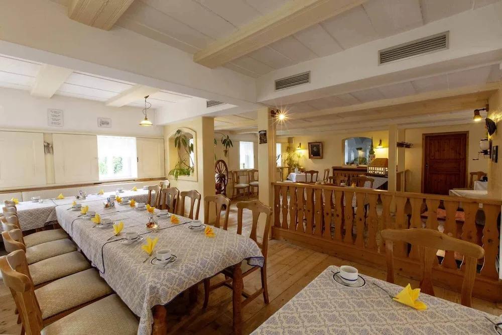 hotel image 8