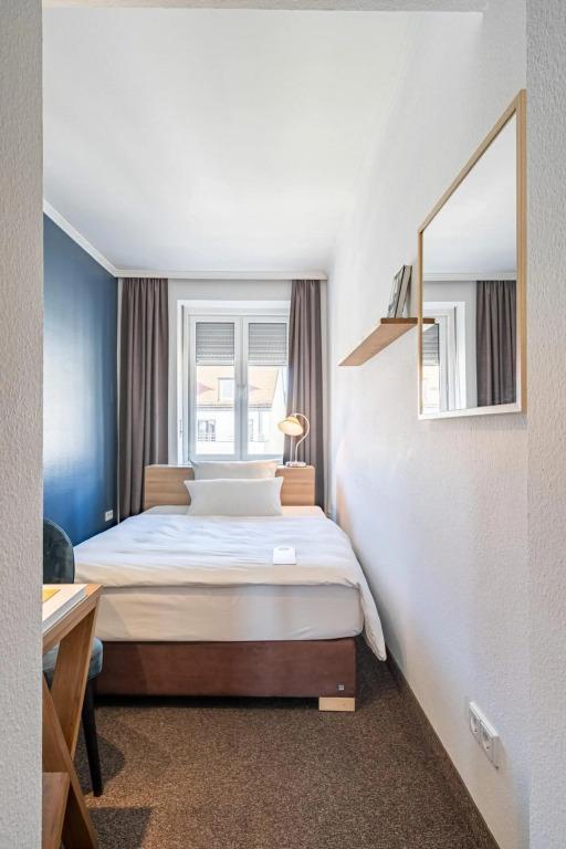 hotel image 13