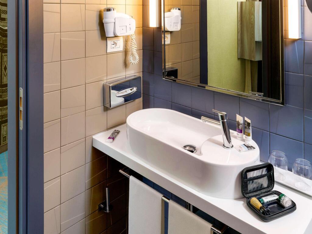 hotel image 8