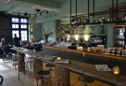 hotel image 10