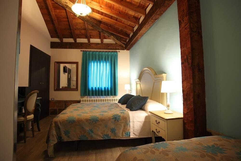 hotel image 13