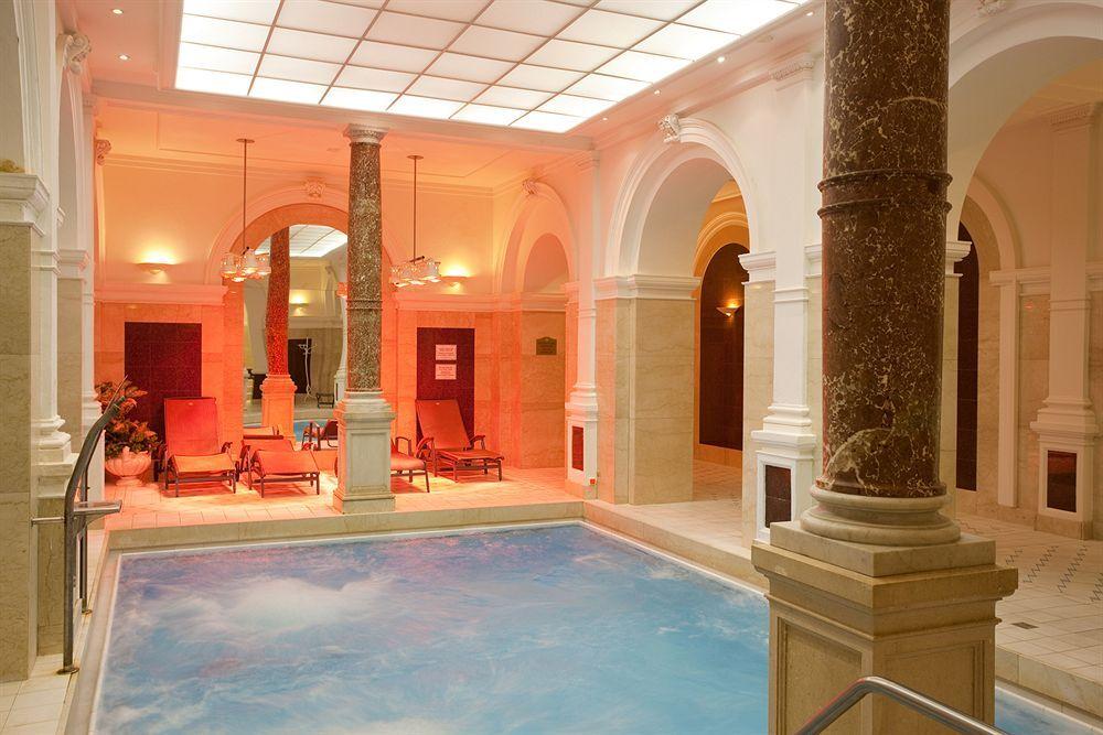 hotel image 9