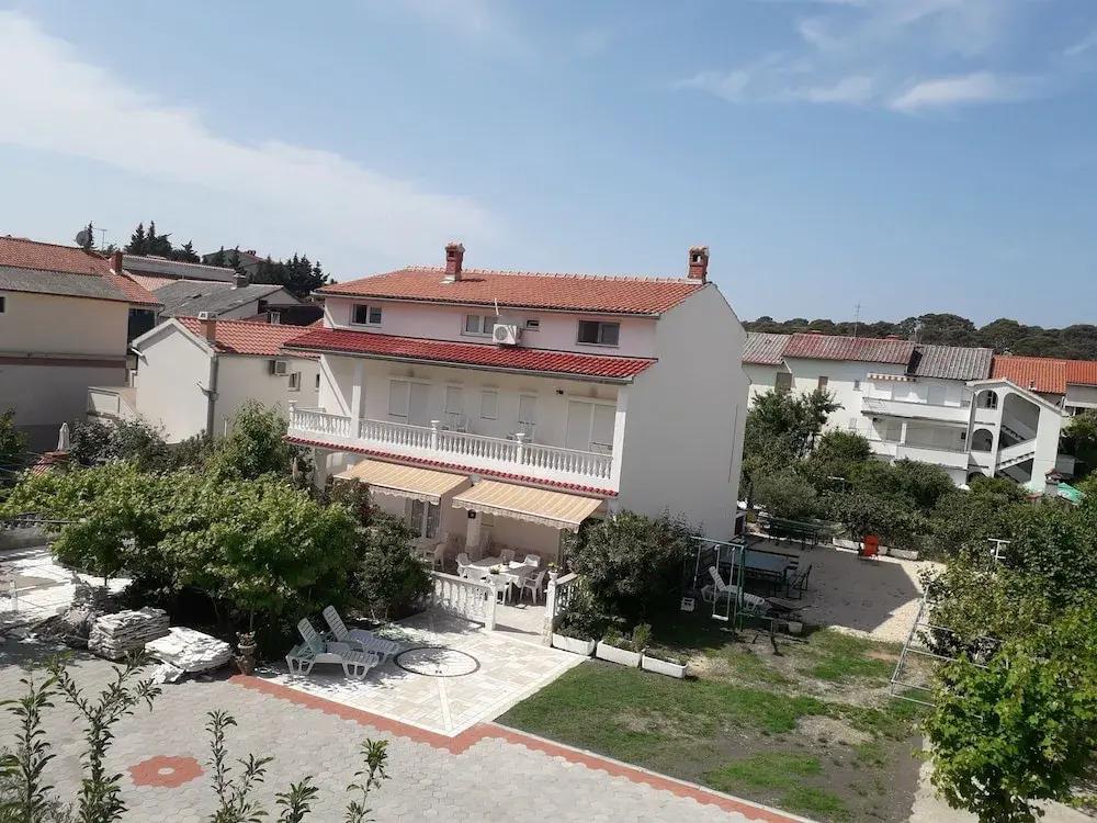 hotel image 12