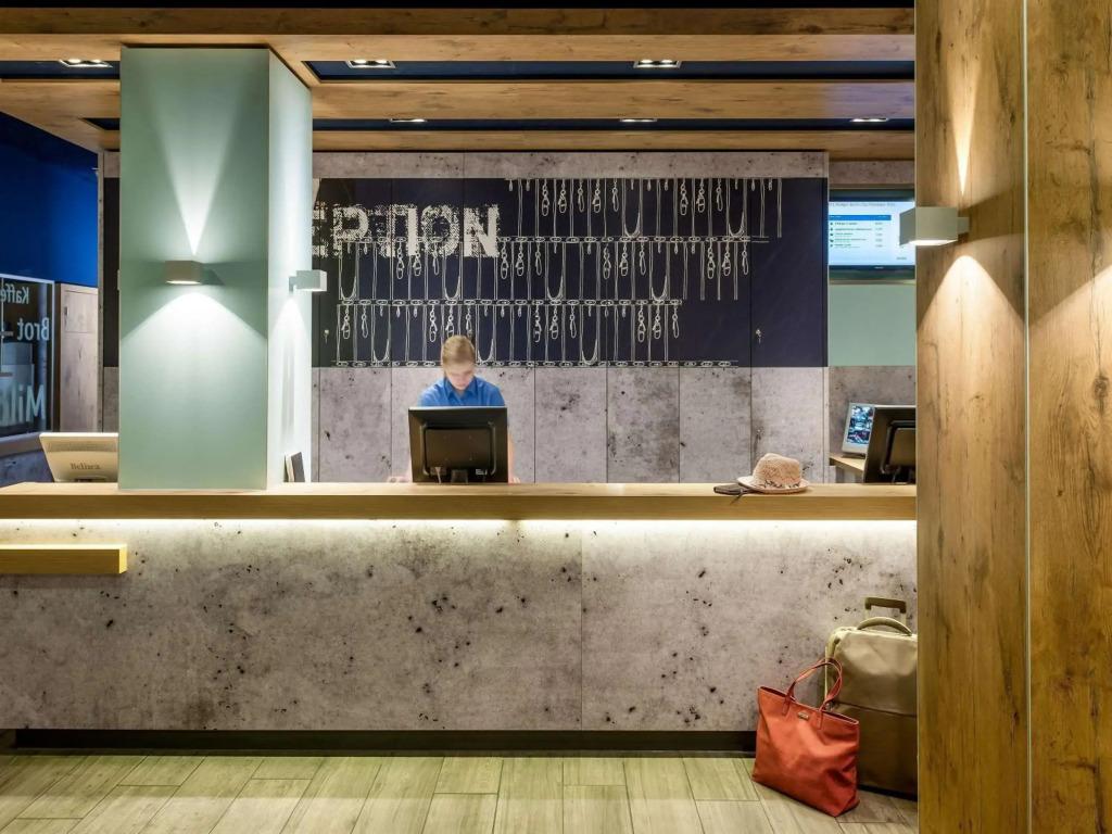 hotel image 8
