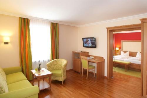 hotel image 12