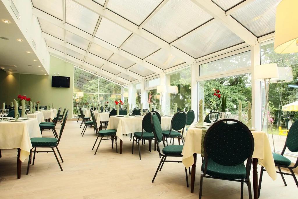 hotel image 8