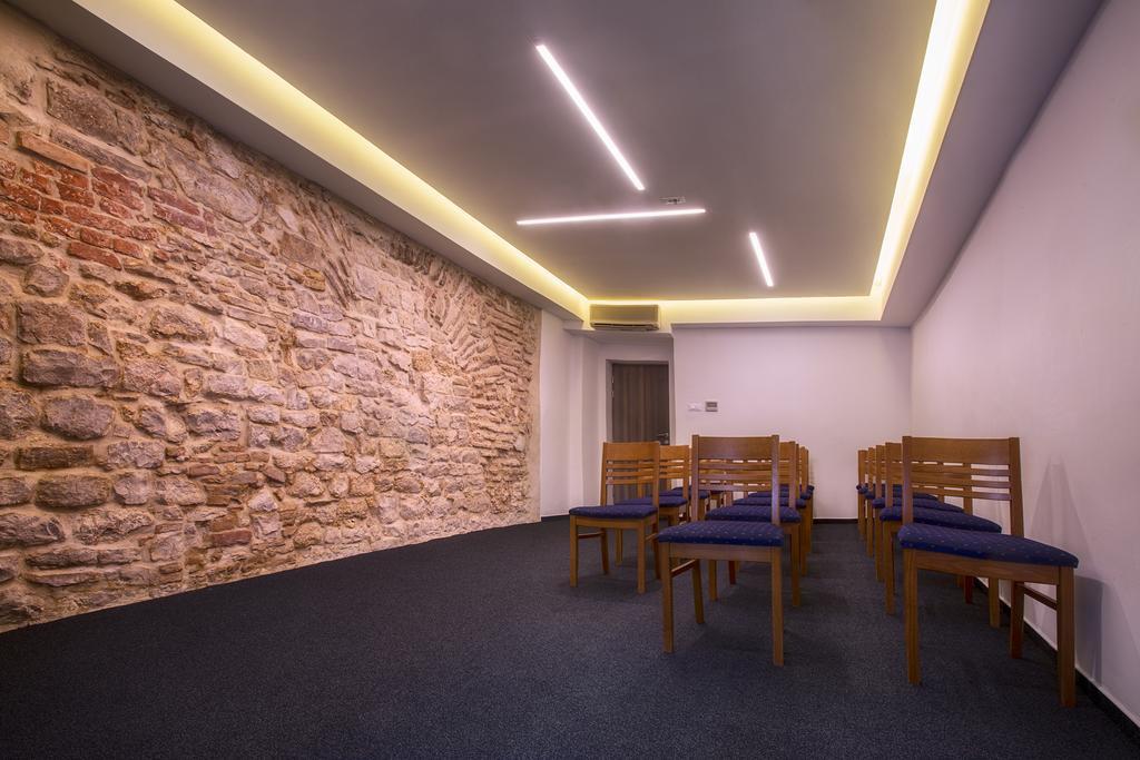 hotel image 36