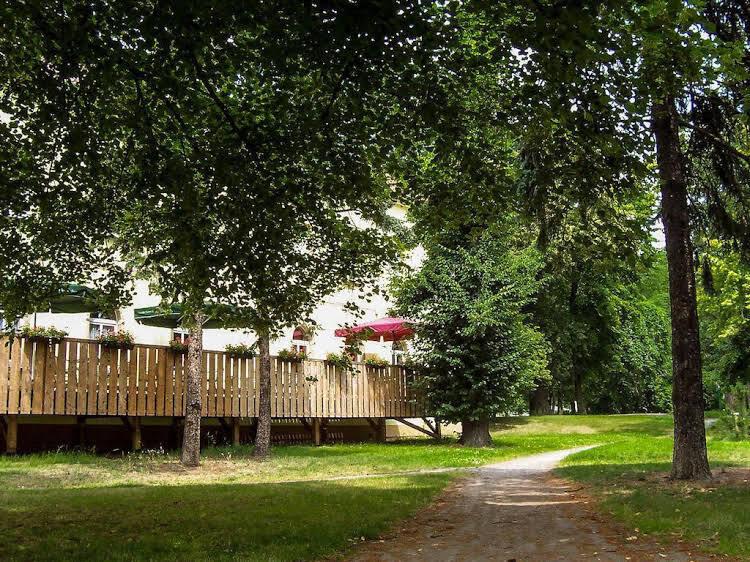 hotel image 10