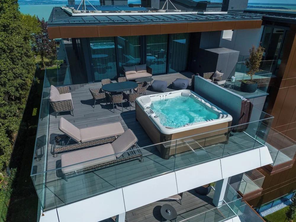 hotel image 9