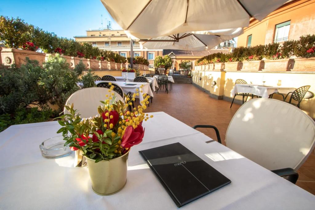 hotel image 8