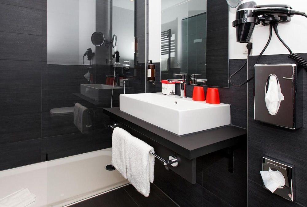 hotel image 13